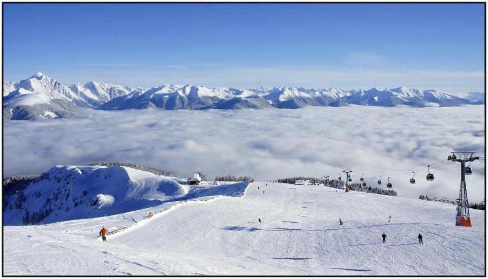 Alping Apartments Brunico Bagian luar foto