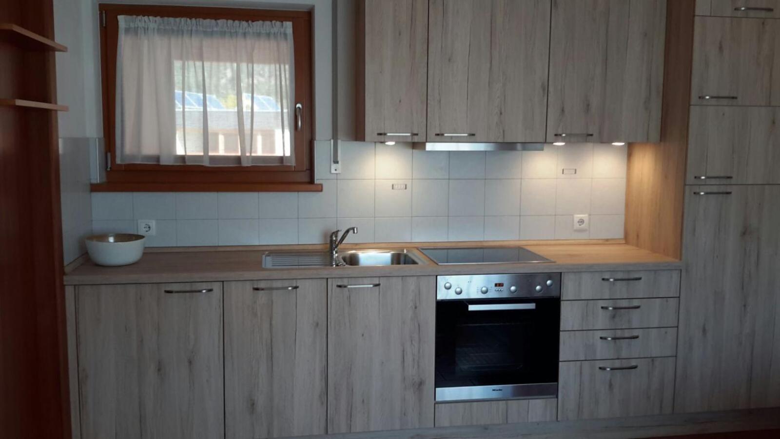 Alping Apartments Brunico Bagian luar foto